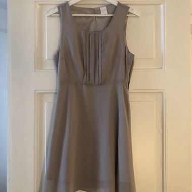 Abito beige-grigio
