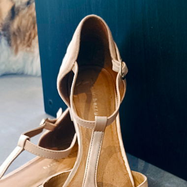 Closed-Toe Sandals