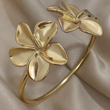 Bracelet-jonc floral doré