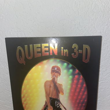 Queen 3D Buch
