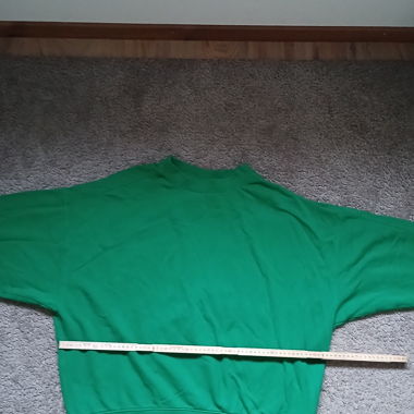 Green YourTurn Sweater M