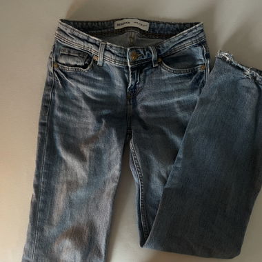 Jean Bershka taille basse bootcut