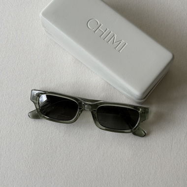 CHIMI Sunglasses with case
