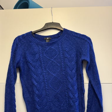 Pull bleu 