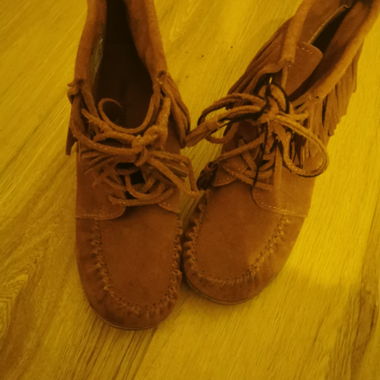 Minnetonka Boho Shoes 