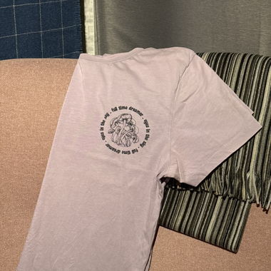 T-Shirt - Lavendelfarben - Pilzmotiv