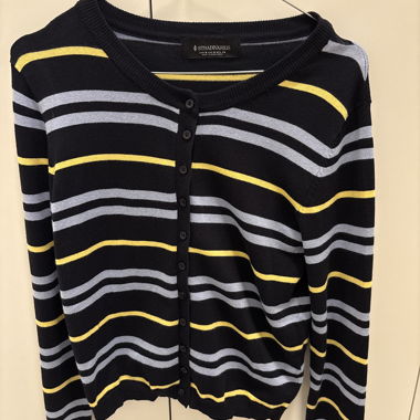 Gestreifter Cardigan mit Knöpfen