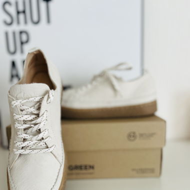 Clarks Barleigh Lace baskets white