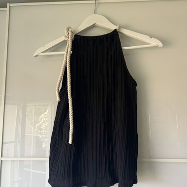 Sezane Black Pleated Top