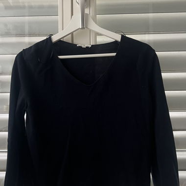 Black Long-Sleeve T-Shirt