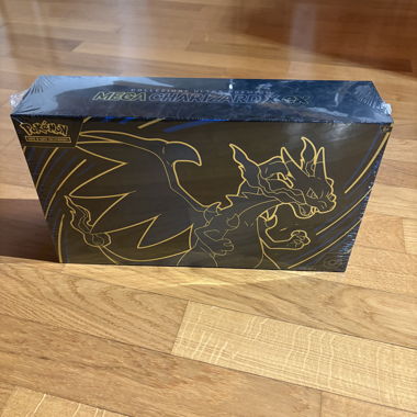 Ultra Premium Collection Mega Charizard X ITA