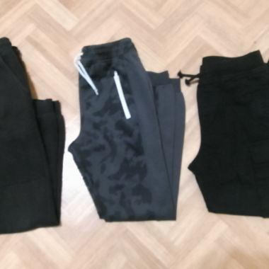 Kinder Sport-Set Shirt & 3 Jogginghosen
