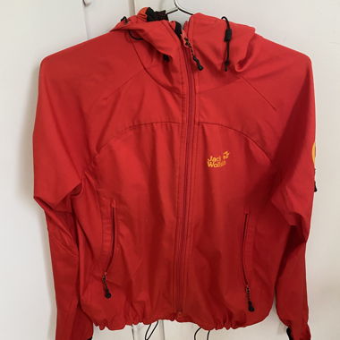 Veste outdoor rouge Jack Wolfskin