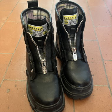 Buffalo Boots