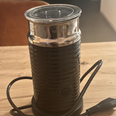 Nespresso Milchaufschäumer