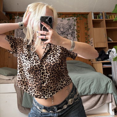 leoprint cropped blouse 