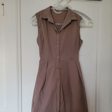 Robe brune mi-longue