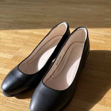 Talons noir en cuir 