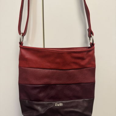zwei Tasche