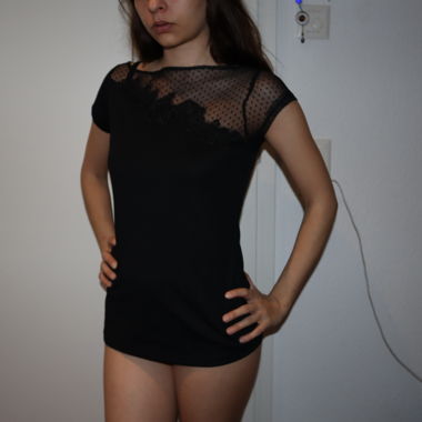 Elegantes Schwarzes Top mit Spitze