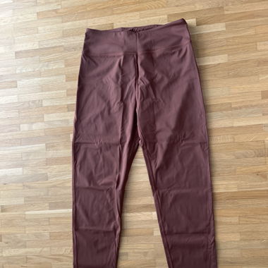 Braune Sportleggins