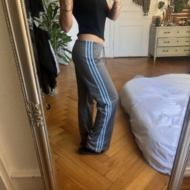Pantaloni adidas anni 2000