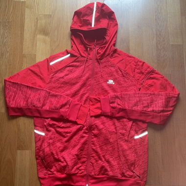 Kalenji red hooded sweatshirt.