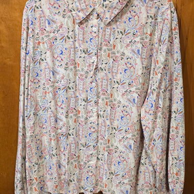 No Name blouse with pattern