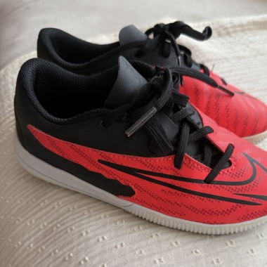 Chaussures de foot salle 