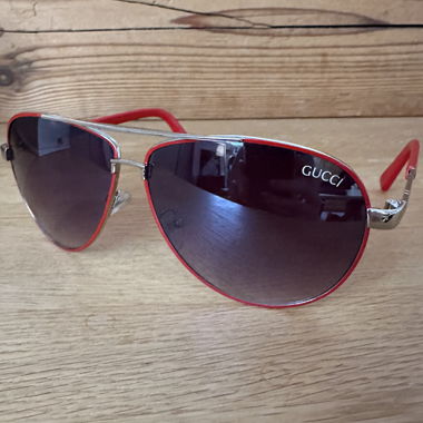 Occhiali da sole pilota Gucci vintage rossi