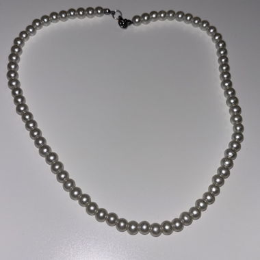 Perlenkette