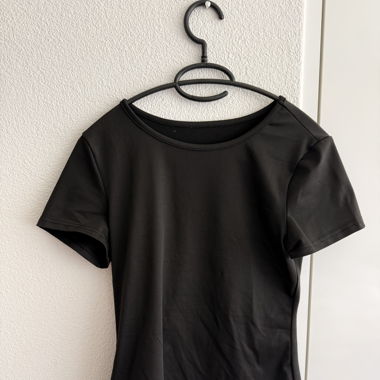schwarzes Tshirt