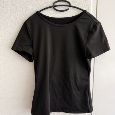 schwarzes Tshirt