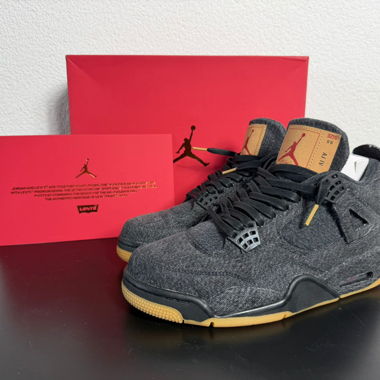 Air Jordan 4 Levi’s Black – pointure 43 (UE)