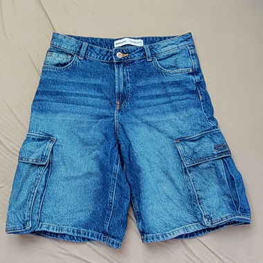 Bershka - Baggy Bermuda Shorts 