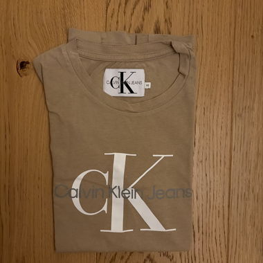 T-shirt Calvin Klein Jeans XS
