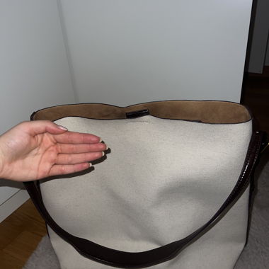 Borsa grande Zara beige con pelle marrone