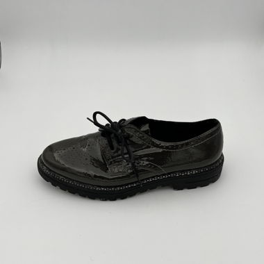 Chaussures en cuir synthétique