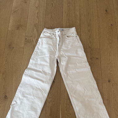 Beige hose