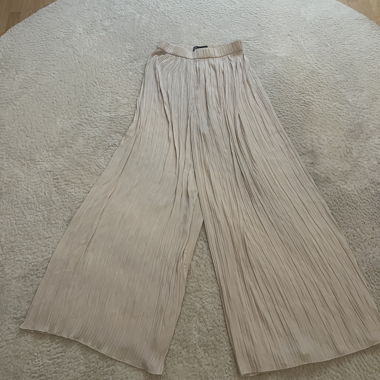 ZARA Plissee-Hose