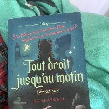 Twisted tale :Tout droit jusqu’au matin 