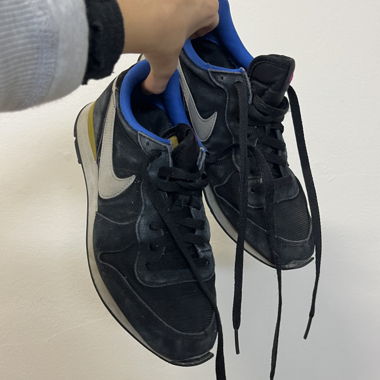 Nike Internationalist Sneakers