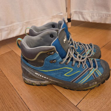 Millet shoes, perfect for hiking! 