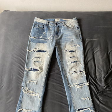 Amicci flared jeans distressed size L