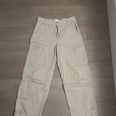 Verschiedene Jeans von H&M und Telly Weijl