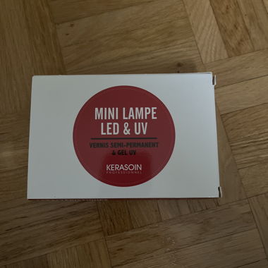 Mini lampada LED e UV