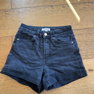 Mini-Short