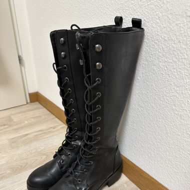 Schnürstiefel mit Reissverschluss Grösse 39
