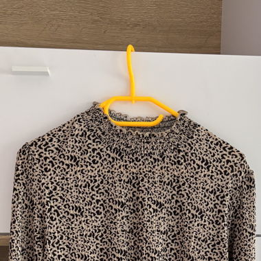 Kleid mit Leo-Muster