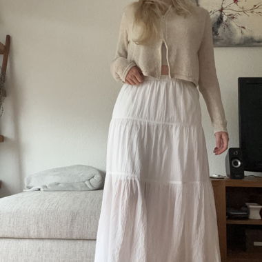 Uniqlo White Maxi Skirt with Pockets